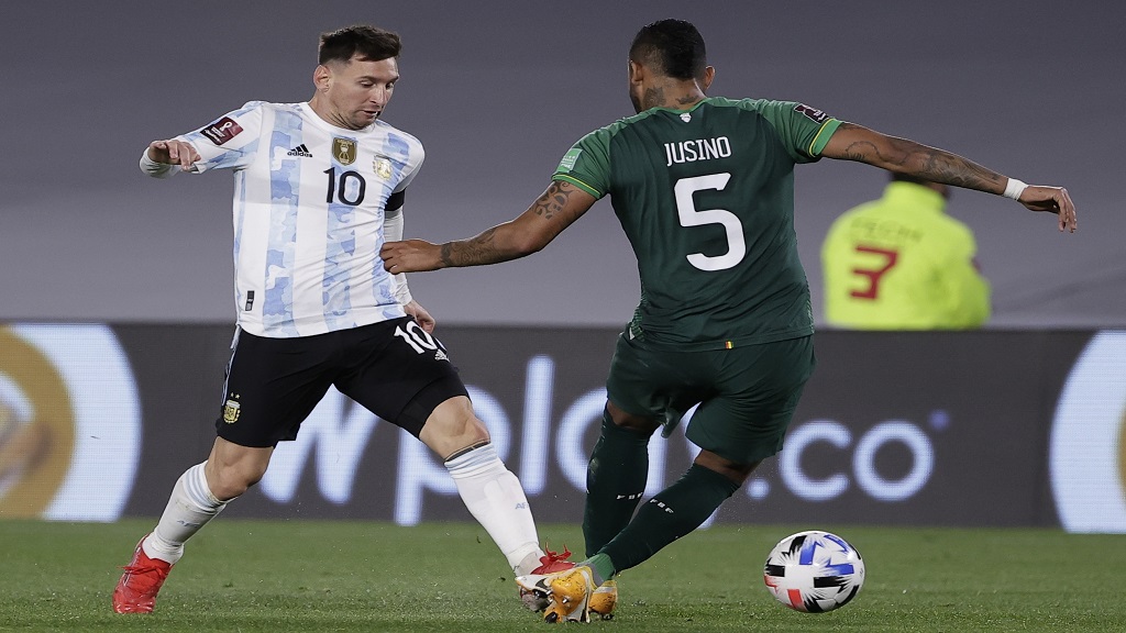 Buenos Aires, Argentina - 14 Oct 2021, Lionel Messi seen during the FIFA  World Cup Qatar 2022 Qualifiers match between Argentina and Peru at El  Monumental. Final score; Argentina 1:0 Peru. (Photo