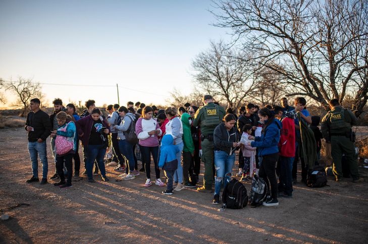 Trump ne garantit pas la sécurité de l'Otan et promet des expulsions de migrants