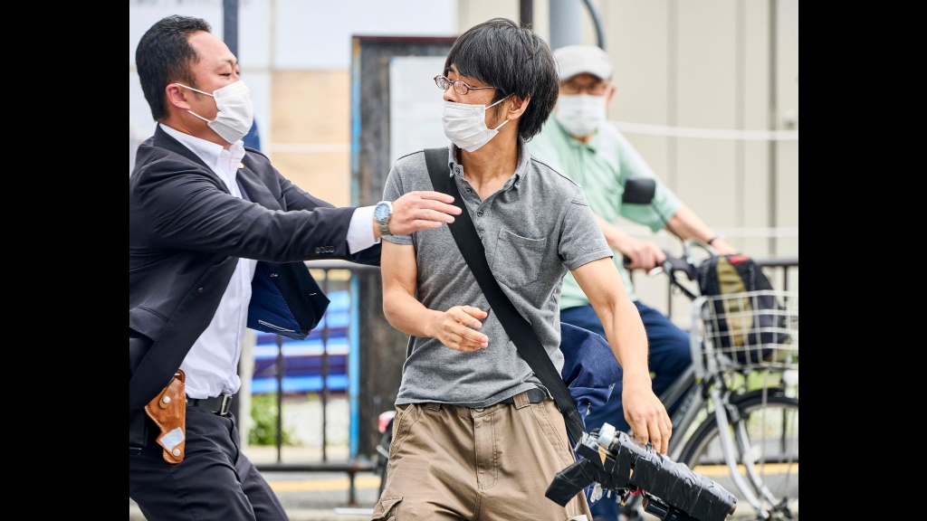 Abe's body arrives in Tokyo as country mourns ex-PM's death