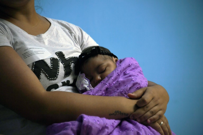 Bresil L Angoisse Des Meres De Bebes Microcephales Apres Zika Loop Haiti