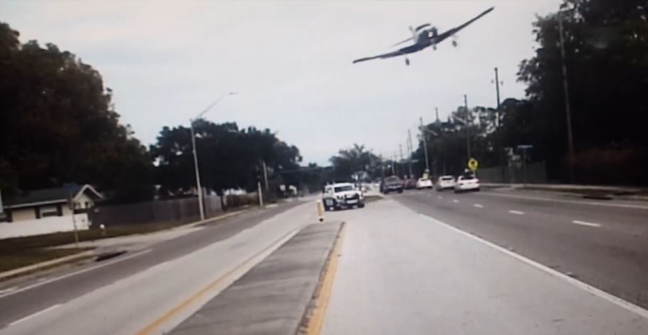 WATCH Plane crash lands on busy Florida road Loop Jamaica