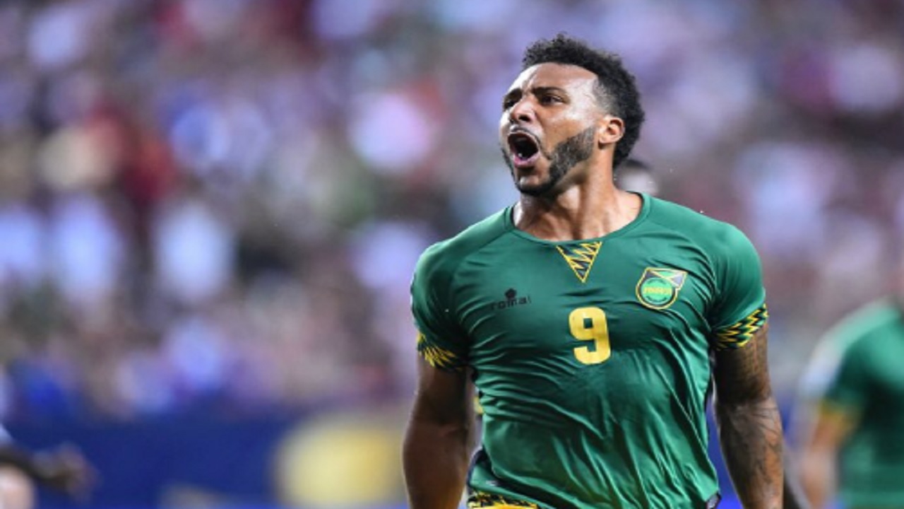 Reggae Boy Giles Barnes Signs With Mexican Side Club Leon Loop Jamaica