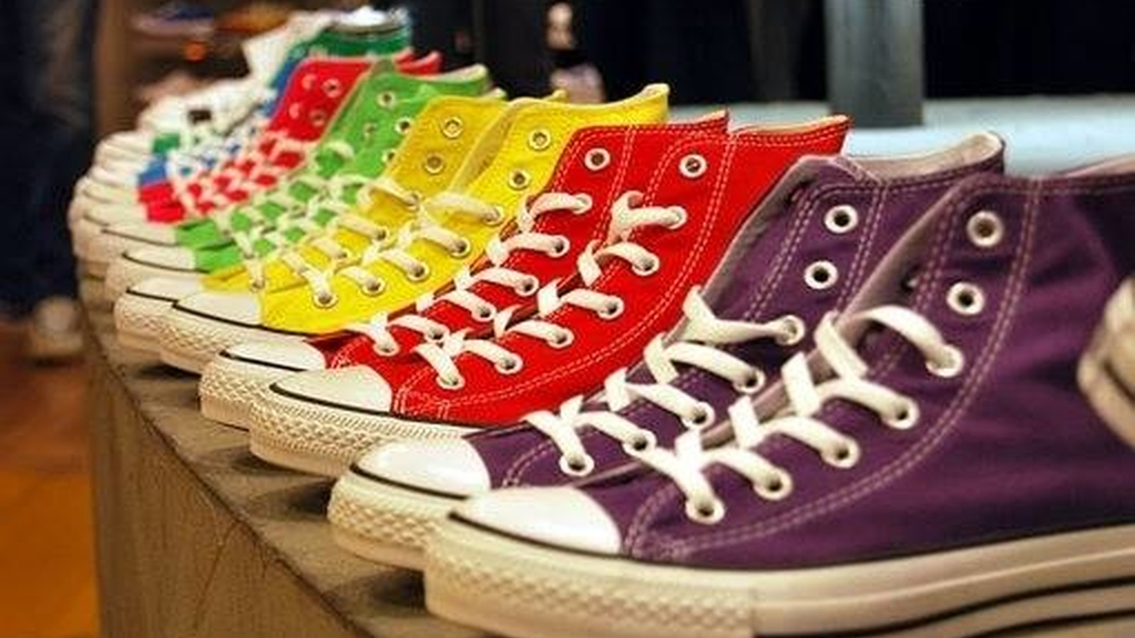 stores with converse