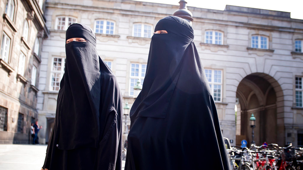 Denmark Joins Some European Nations In Banning Burqa Niqab Loop Barbados