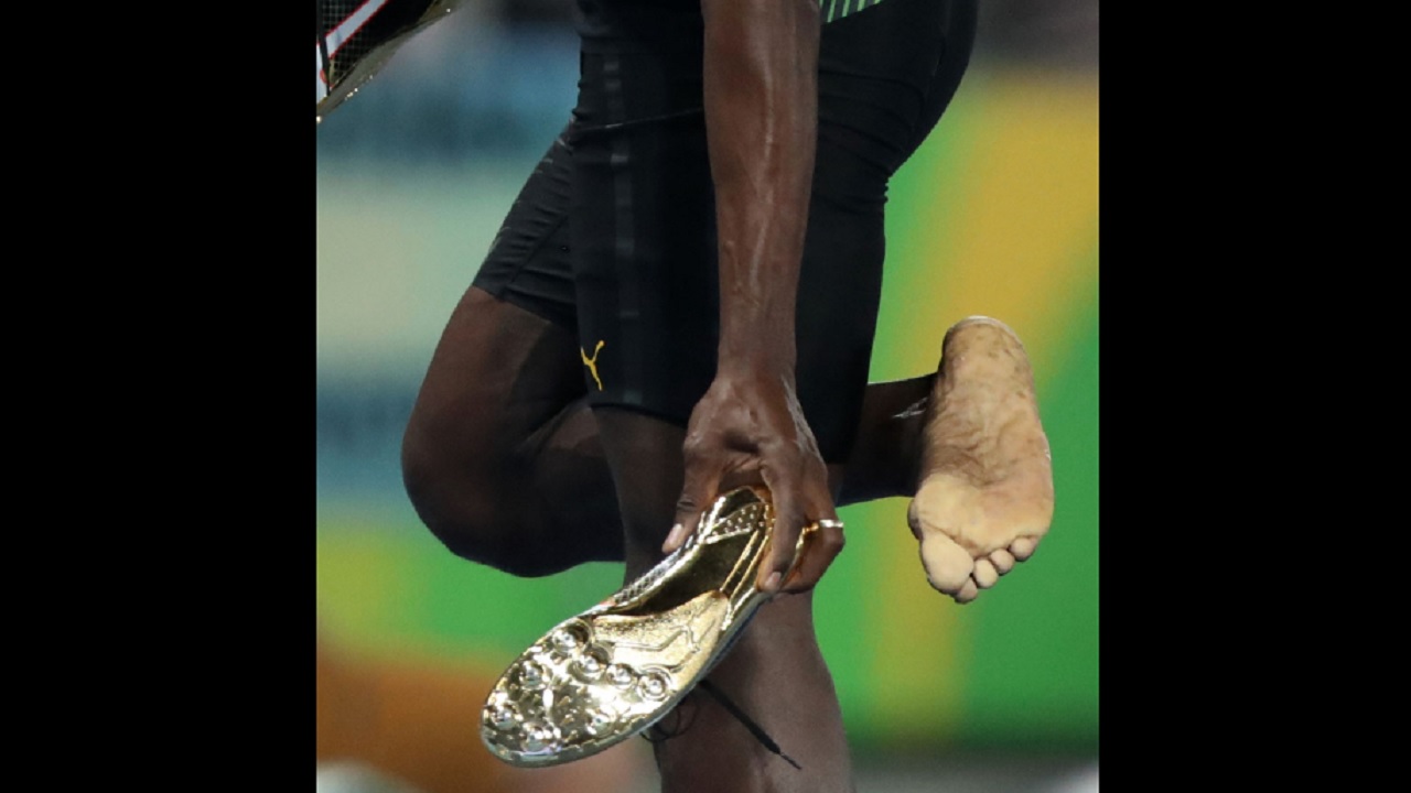 Bolt's London Olympic spikes stolen 
