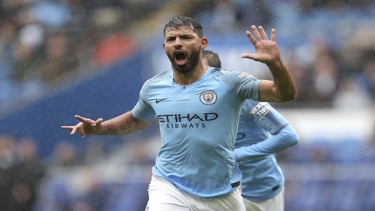 Manchester City thrash Cardiff City