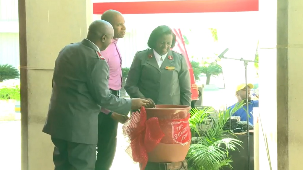 Salvation Army Christmas Kettle aims to raise $16-m for the needy