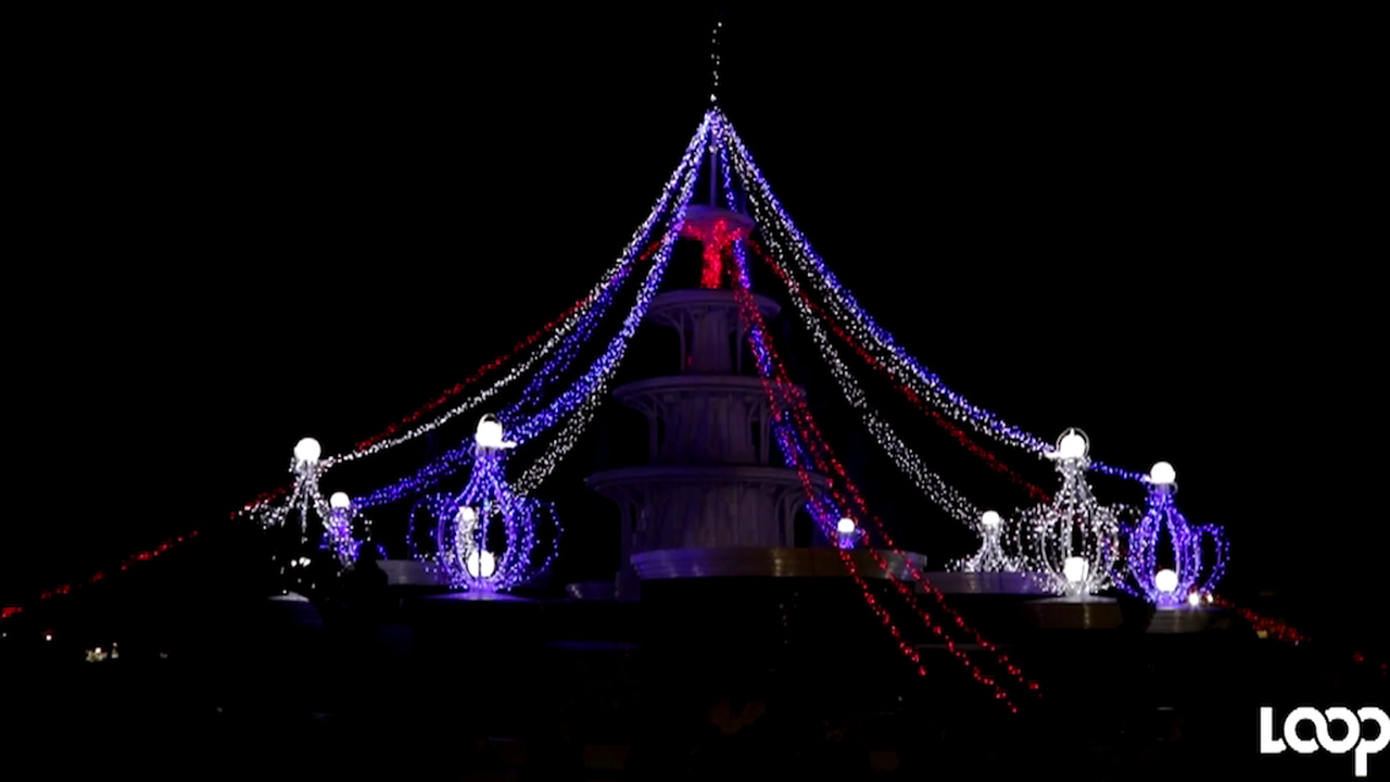 VIDEO Christmas tree lights up downtown Kingston Bes 100 FM Radio