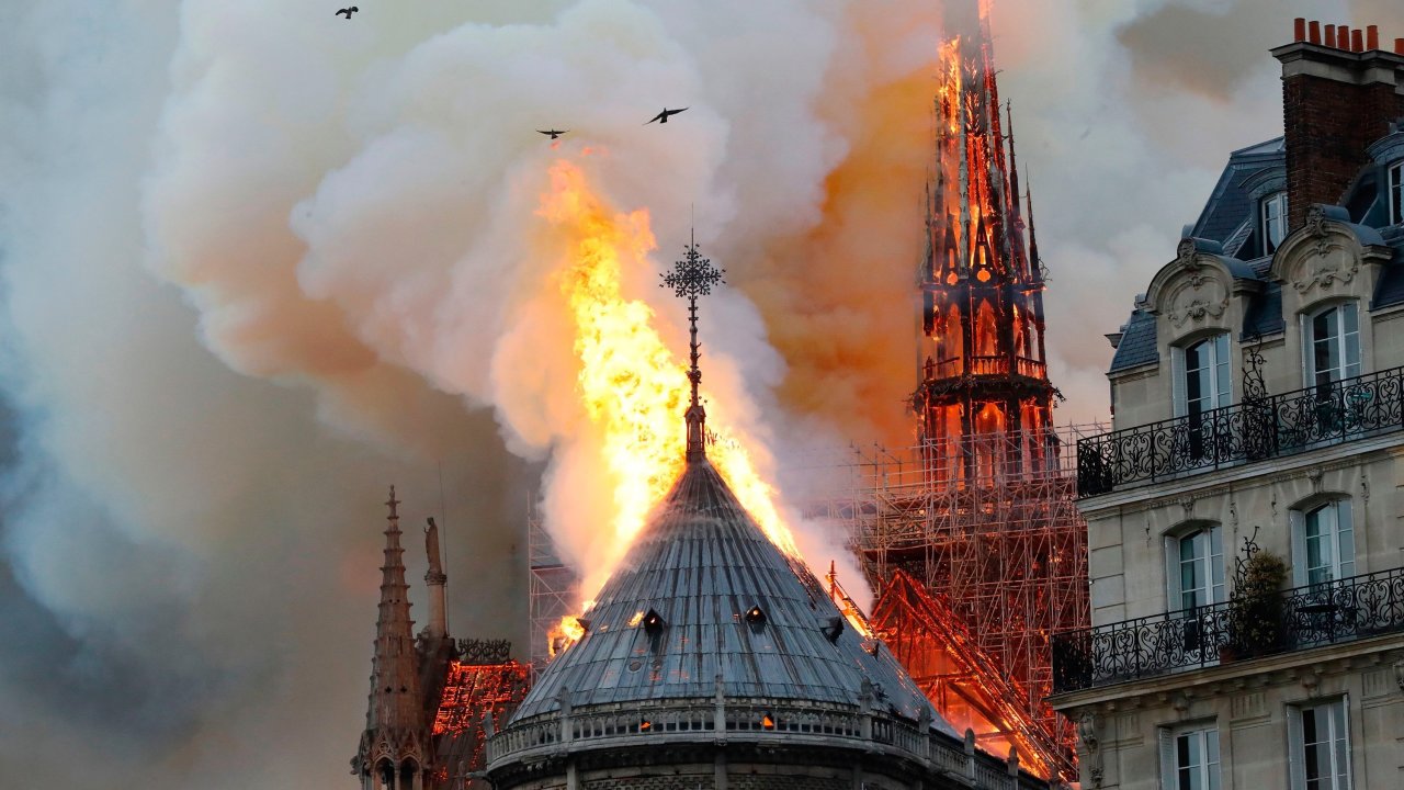 notre dame cathedral spire