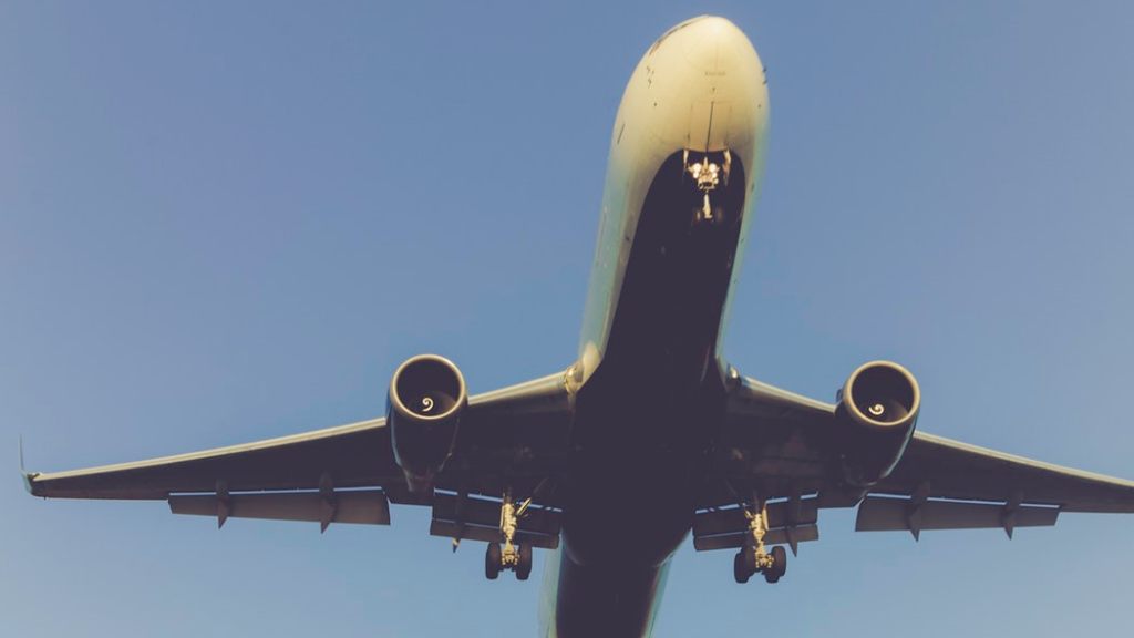 Plane blows 2 tires while taking off from New Jersey airport