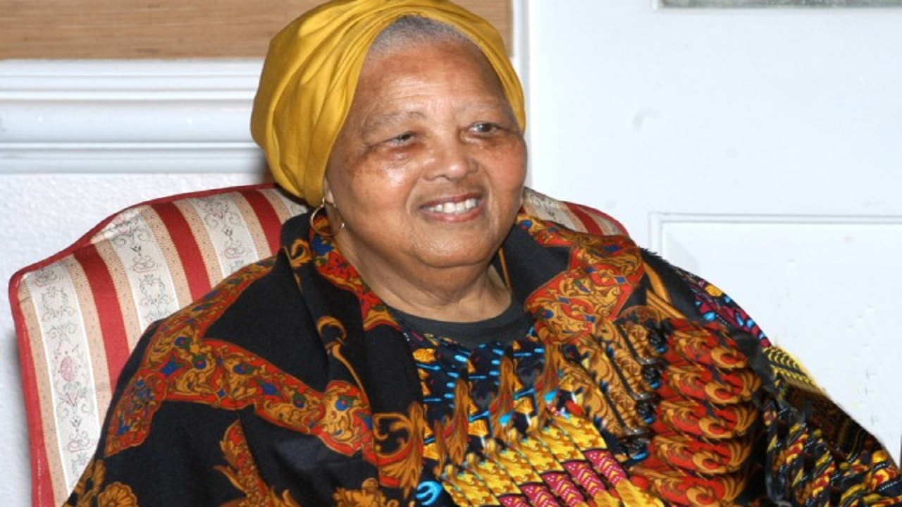 Prime minister, Jamaicans, pay tribute to 'mother of culture' Miss Lou