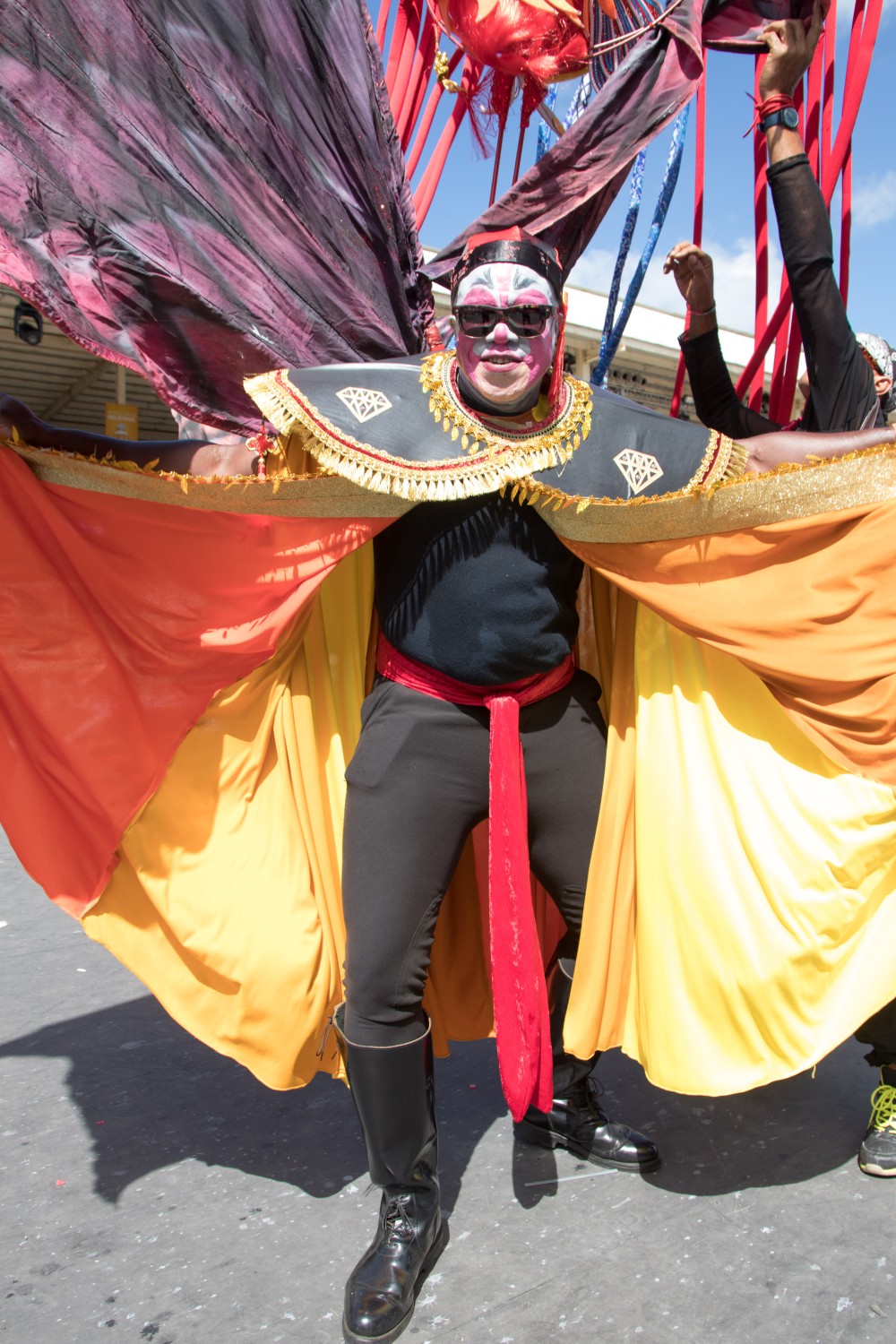 Ridicule of leaders, samba, skimpy garb at Brazil Carnival