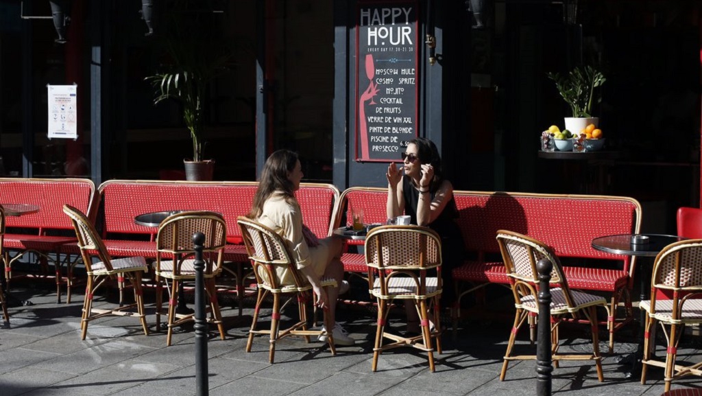 Parisians Return To Cafes Latin America Sees Virus Surge Loop Trinidad Tobago