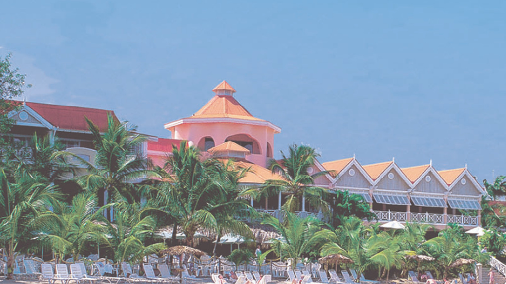 October opening possible for Coco Reef Resort and Spa