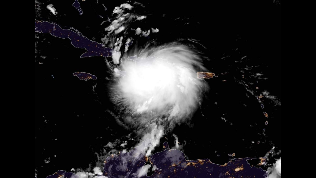 Ts Laura Bearing Down On Dom Rep Haiti And Tci More Rain For Ja Loop News