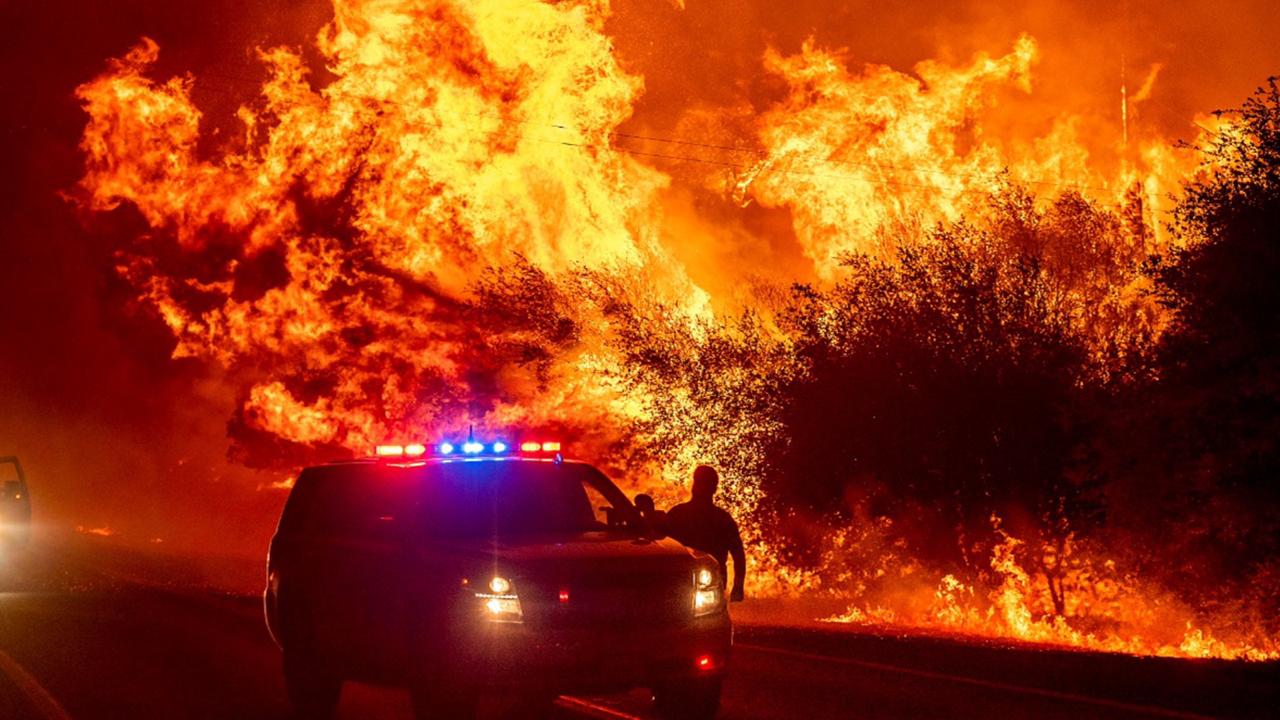 California Fire That Killed 3 Threatens Thousands Of Homes 