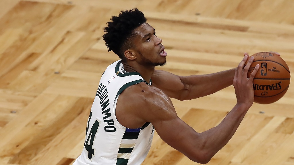 Nba Playoffs 2021 Giannis Bucks Rout Hawks In Game 2 To Level Series Loop St Lucia