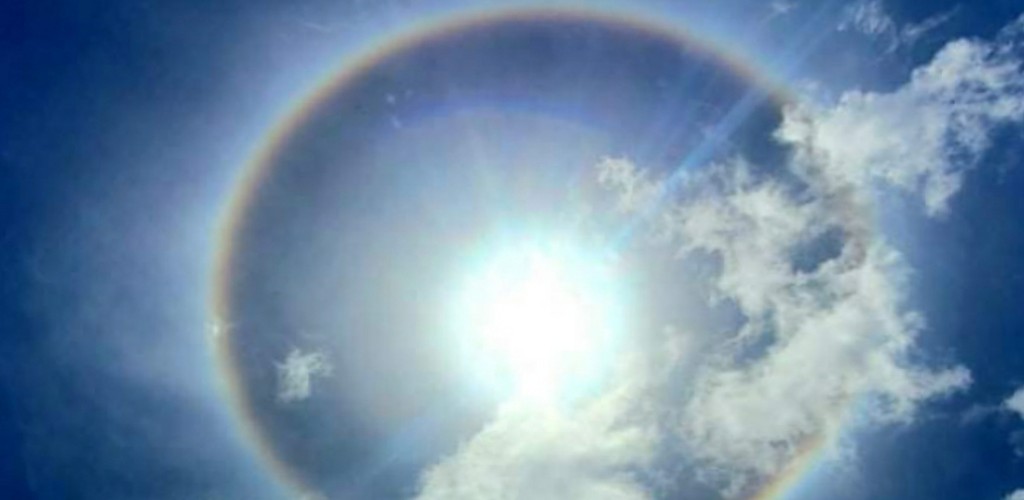 HALO SEEN AROUND THE SUN IN THE BVI! Can anyone explain this?