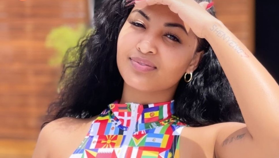 Shenseea is among the female artists who have been streamed a lot on Spotify in the last year.