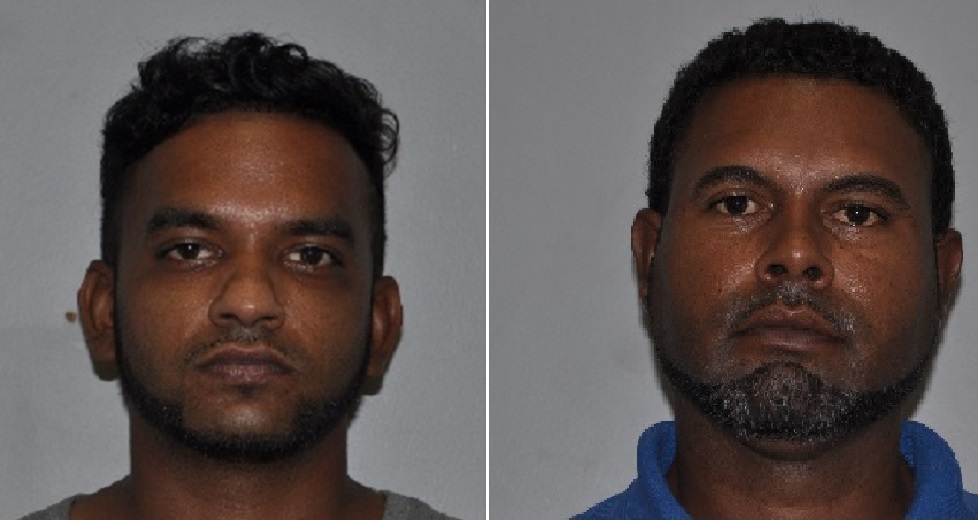 图为：萨米尔·穆罕默德（左）、乔纳森·埃尔南德斯（右）。照片由特立尼达和多巴哥警察局（TTPS）提供。