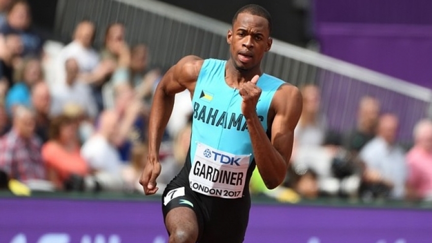 巴哈马的史蒂文加德纳队在东京奥运会的男子400米中赢得了黄金。