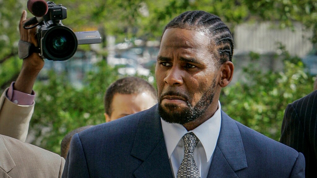 R&B superstar R. Kelly convicted in sex trafficking trial | Loop Trinidad &  Tobago