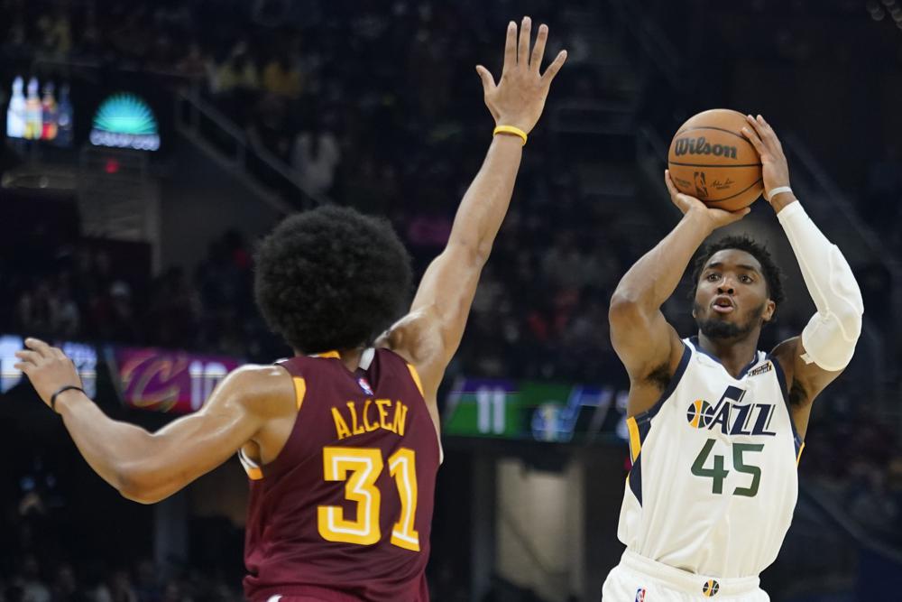 Jazz See Game Slip Away In Fourth Quarter Against New Orleans