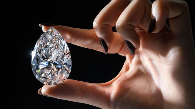 Le plus gros diamant blanc mis aux enchères adjugé 17,8 millions EUR