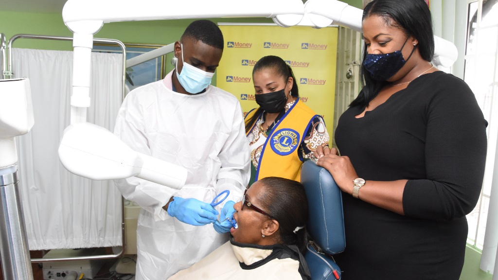 JN Money Services gifts Lions Club Dental Clinic with X-Ray machine | Loop  Jamaica
