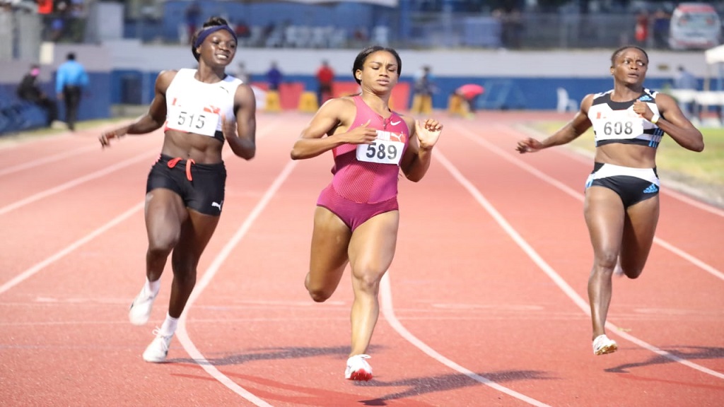 Briana Williams (589) beats Shockoria Wallace (608) and Shimayra Williams (515) in the women's 100m final at the JAAA/SDF Jubilee Series at the Ashenheim Stadium at Jamaica College on Saturday, June 4, 2022. (PHOTO: Marlon Reid).