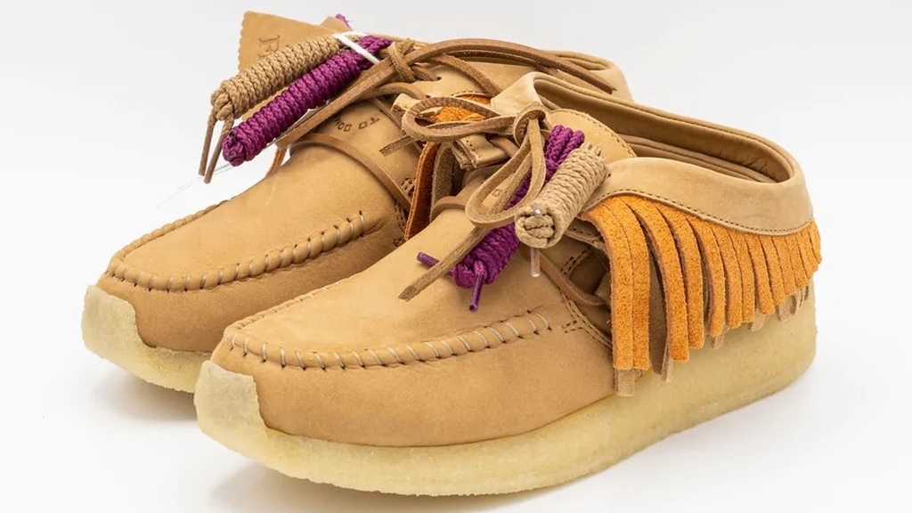 Louis Vuiiton x Clarks Wallabee Shoe Customization 