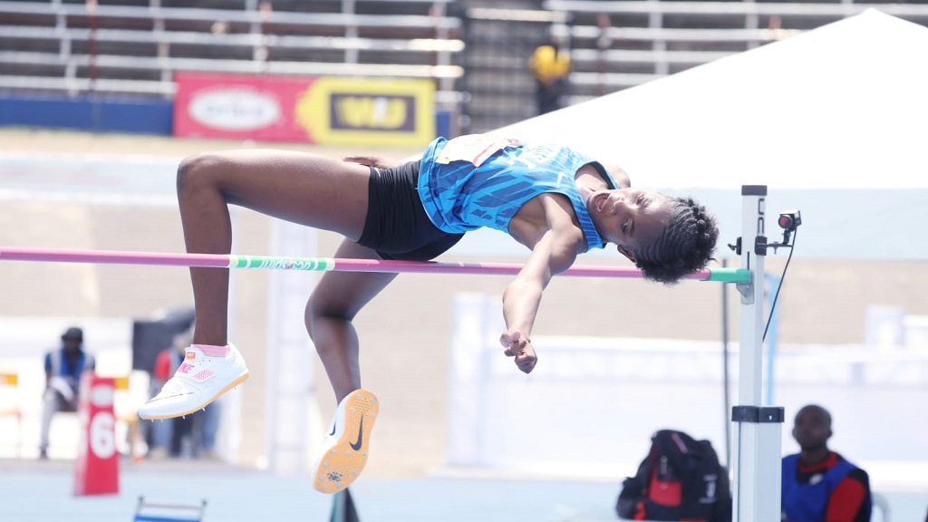 Zavien Bernard in action at the ISSA/GraceKennedy Boys' and Girls' Athletics Championships at the National Stadium. The Hydel High trainee won Jamaica's very first gold medal at the 51st Carifta Games at the Kirani James Stadium in St George's, Grenada on Saturday, March 30, 2024. (PHOTO: Marlon Reid, File).