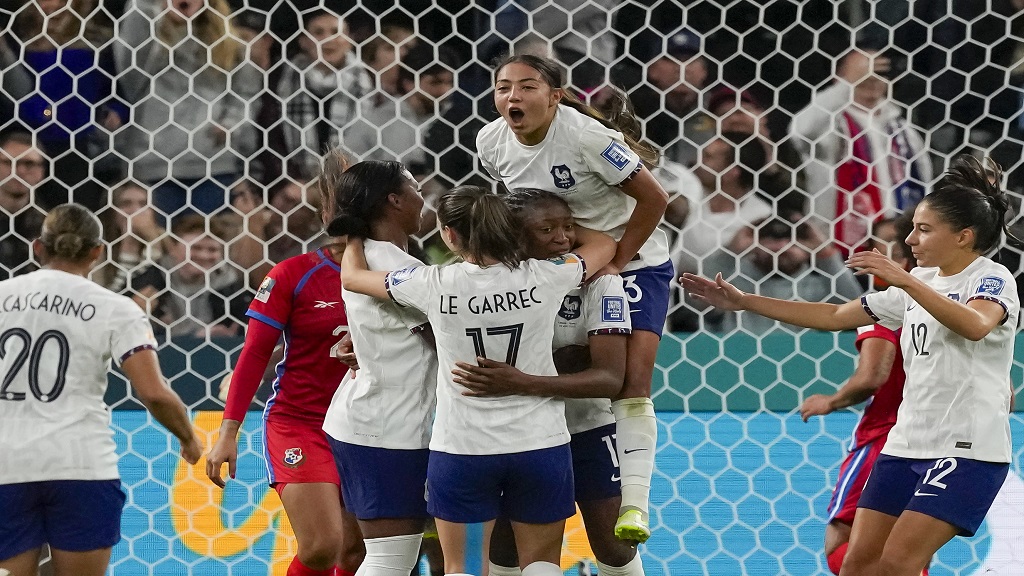 https://loopnewslive.blob.core.windows.net/liveimage/sites/default/files/2023-08/frances_kadidiatou_diani_celebrates_after_scoring_her_sides_third_goal_womens_world_cup_2023_68fd2be4f72c287bc6faf7a615dede5d.jpg