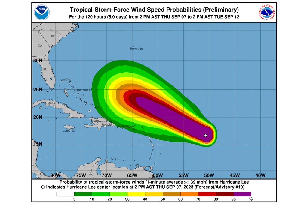 Hurricane Lee unleashes heavy swell on northern Caribbean