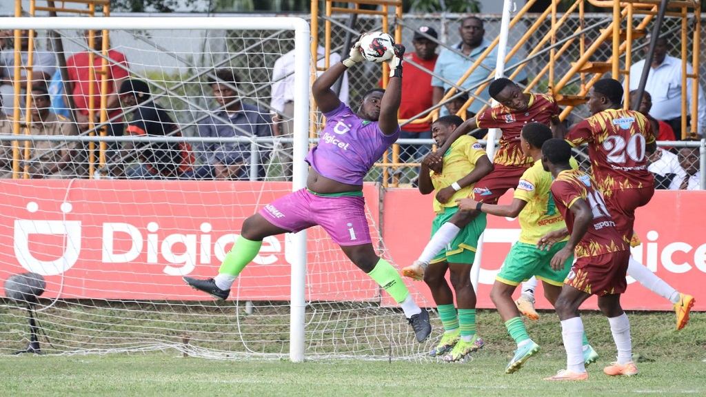 Goalkeeper Murray's free-kick brilliance earns Jago draw with Wolmer's