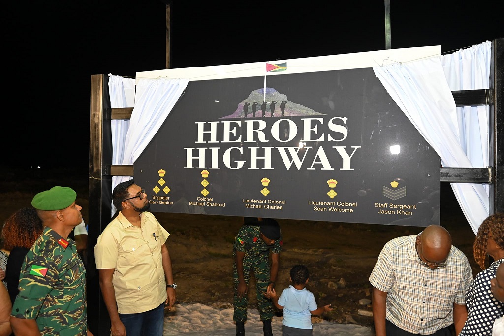 The new Eccles to Great Diamond Heroes Highway was commissioned in Guyana on Sunday, paying tribute to the five servicemen who died in a helicopter crash last Wednesday. (Photo credit: DPI) 