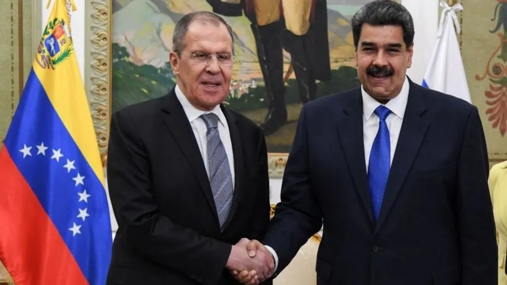 Mr Lavrov (left) was speaking after talks with President Maduro (right) in Caracas. Photo: AFP/Getty Images