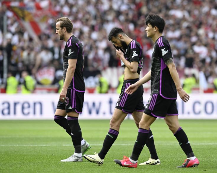 Les joueurs du Bayern Harry Kane, Noussair Mazraoui et Kim Min-Jae (de gauche à droite) dépités après la défaite 3-1 samedi à Stuttgart en Bundesliga
THOMAS KIENZLE / AFP
