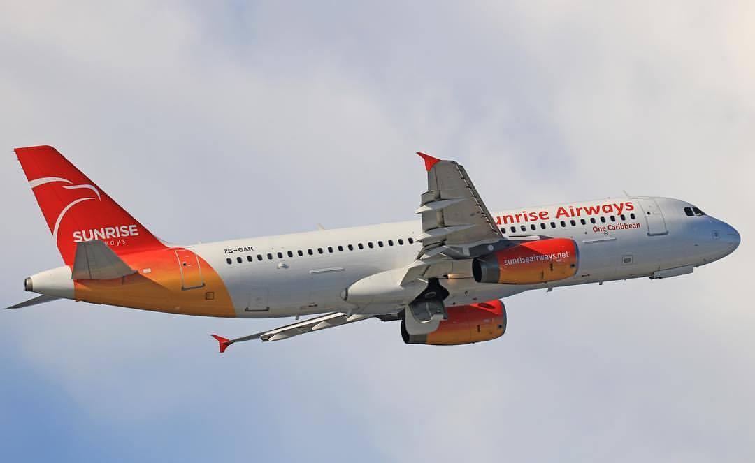 A Boeing 737-800 from the Haitian airline Sunrise Airways