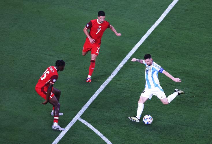 Lionel Messi shoots on goal during the Copa America semifinal against Canada on July 9, 2024 in East Rutherford, New Jersey AL BELLO / GETTY IM