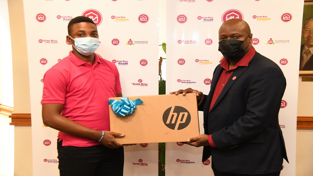 Vm Group Donates Laptops Internet Connectivity On Labour Day Loop Jamaica