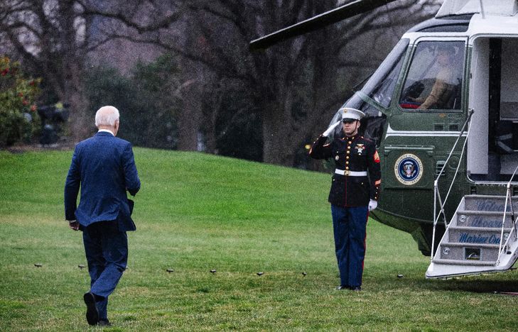 Trump and Biden take their duel to the border with Mexico