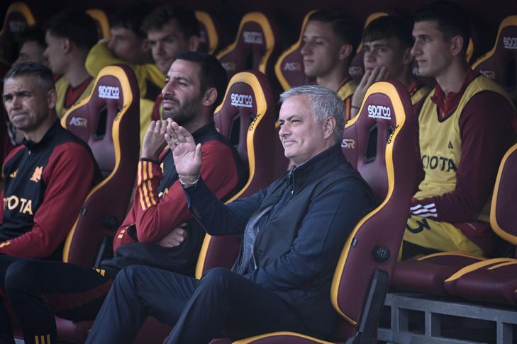 Foot: la Roma tourne brutalement la page José Mourinho