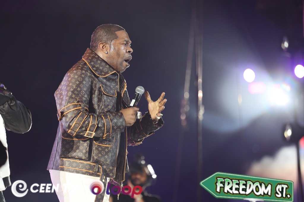 Hip-hop Star Busta Rhyme delivers an exceptional set at Freedom Street. (Photo: Ramon Thompson)

