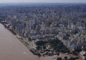 The city of Porto Alegre is flooded after heavy rain in Porto Alegre, Rio Grande do Sul state, Brazil, Wednesday, May 8, 2024. (AP Photo/Andre Penner)